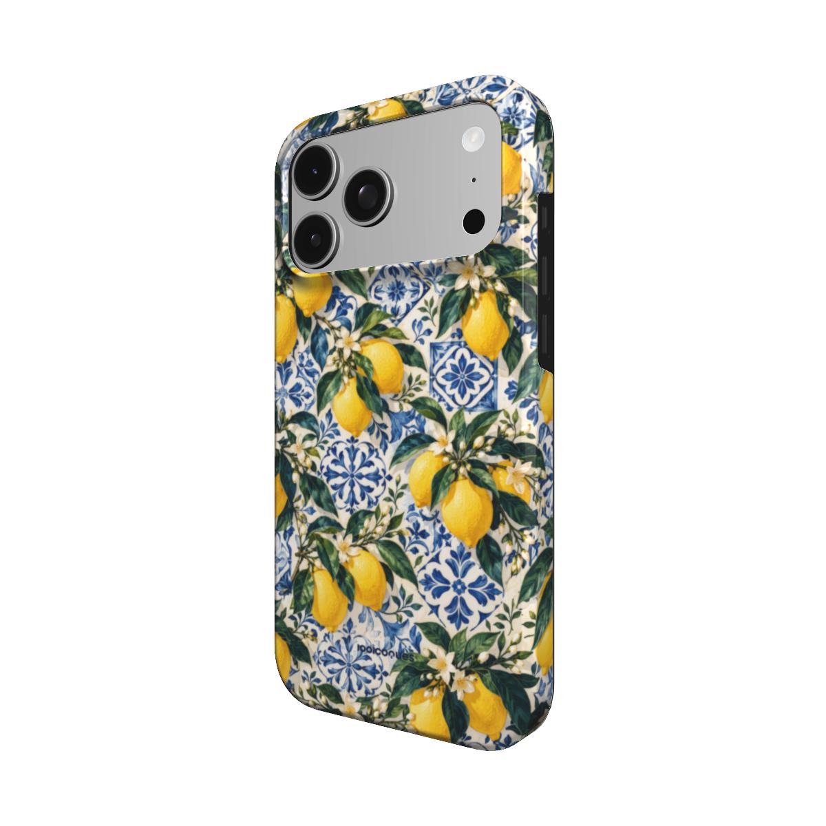 Coque Prestige Limone vue de trois quarts, avec le rebord de la coque