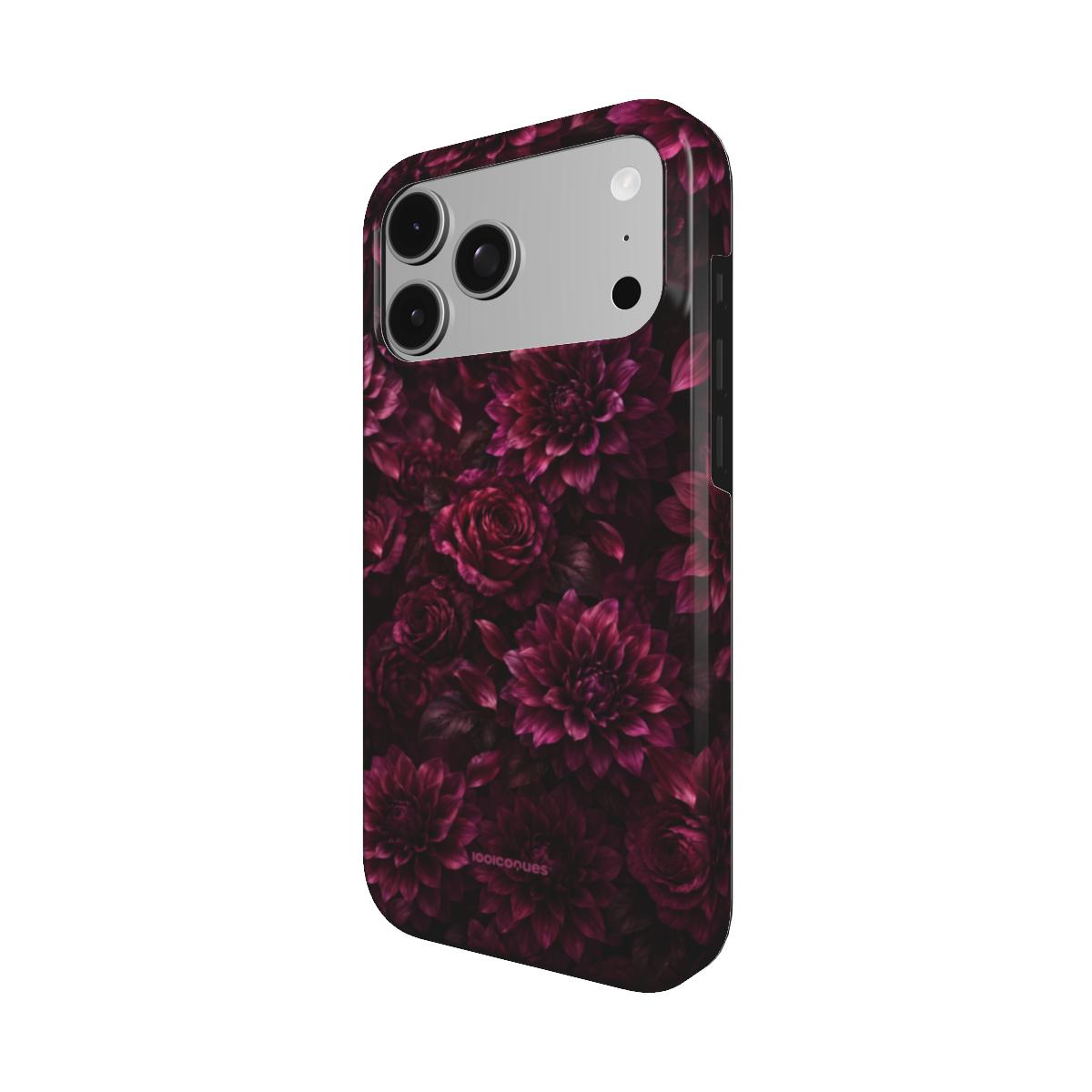 Coque Prestige Prune vue de trois quarts, avec le rebord de la coque