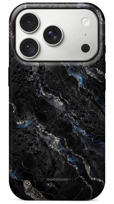 Coque Prestige Basalte vue de dos : une roche volcanique noire aux reflets bleutés