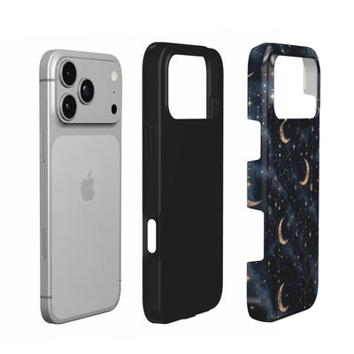 Coque Prestige Luna en vue éclatée : téléphone, couche intérieure souple et coque extérieure imprimée