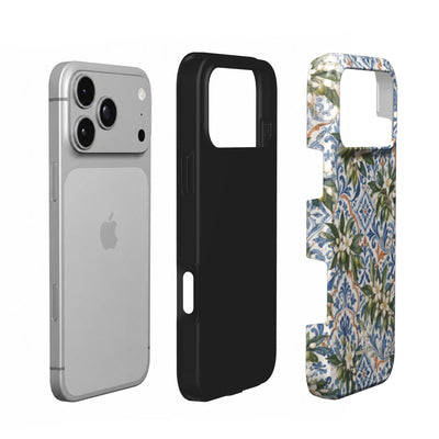 Coque Prestige Azulejo en vue éclatée : téléphone, couche intérieure souple et coque extérieure imprimée