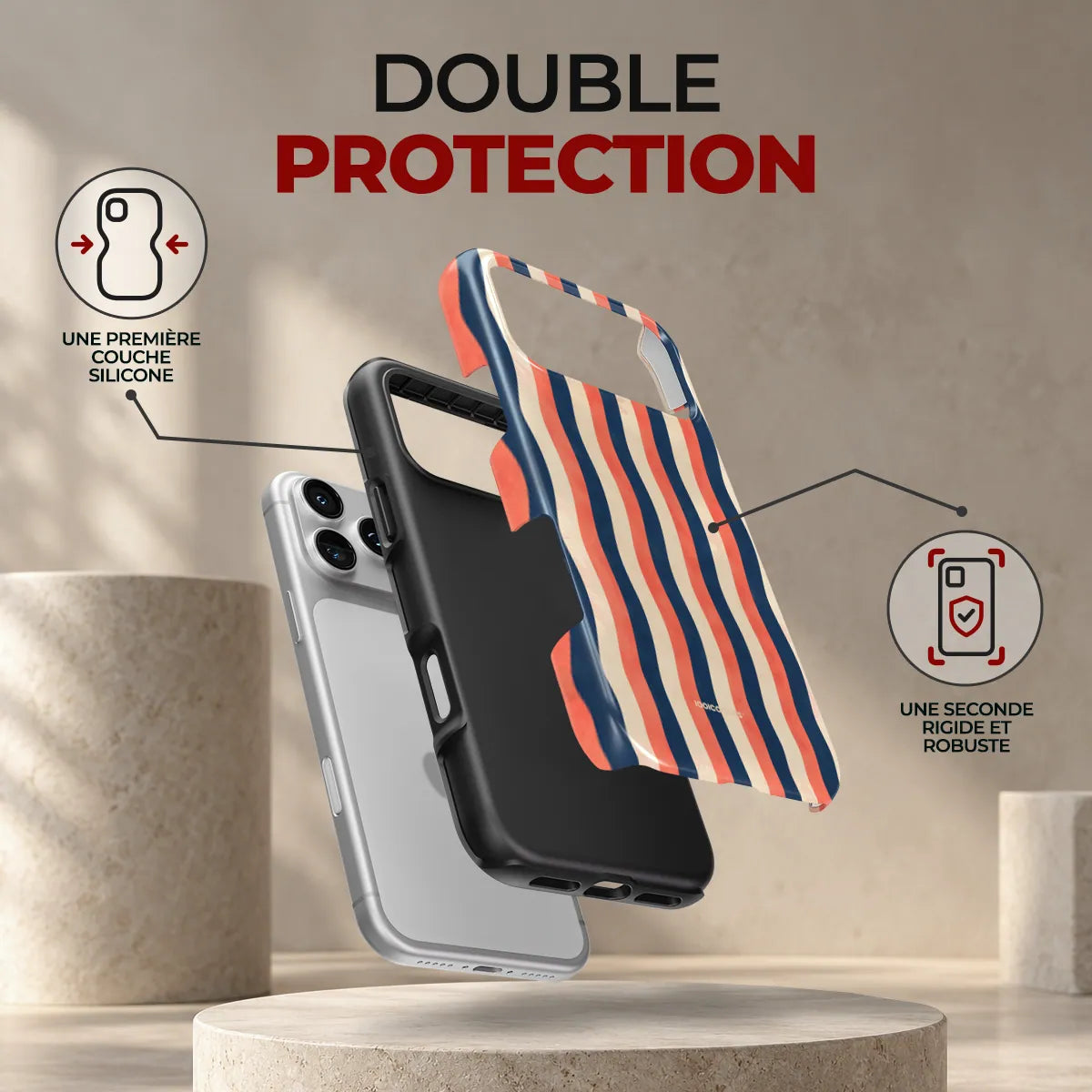 Coque Prestige Marinière, double protection : une première couche en silicone souple et une seconde coque rigide et robuste