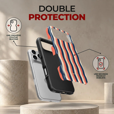 Coque Prestige Marinière, double protection : une première couche en silicone souple et une seconde coque rigide et robuste